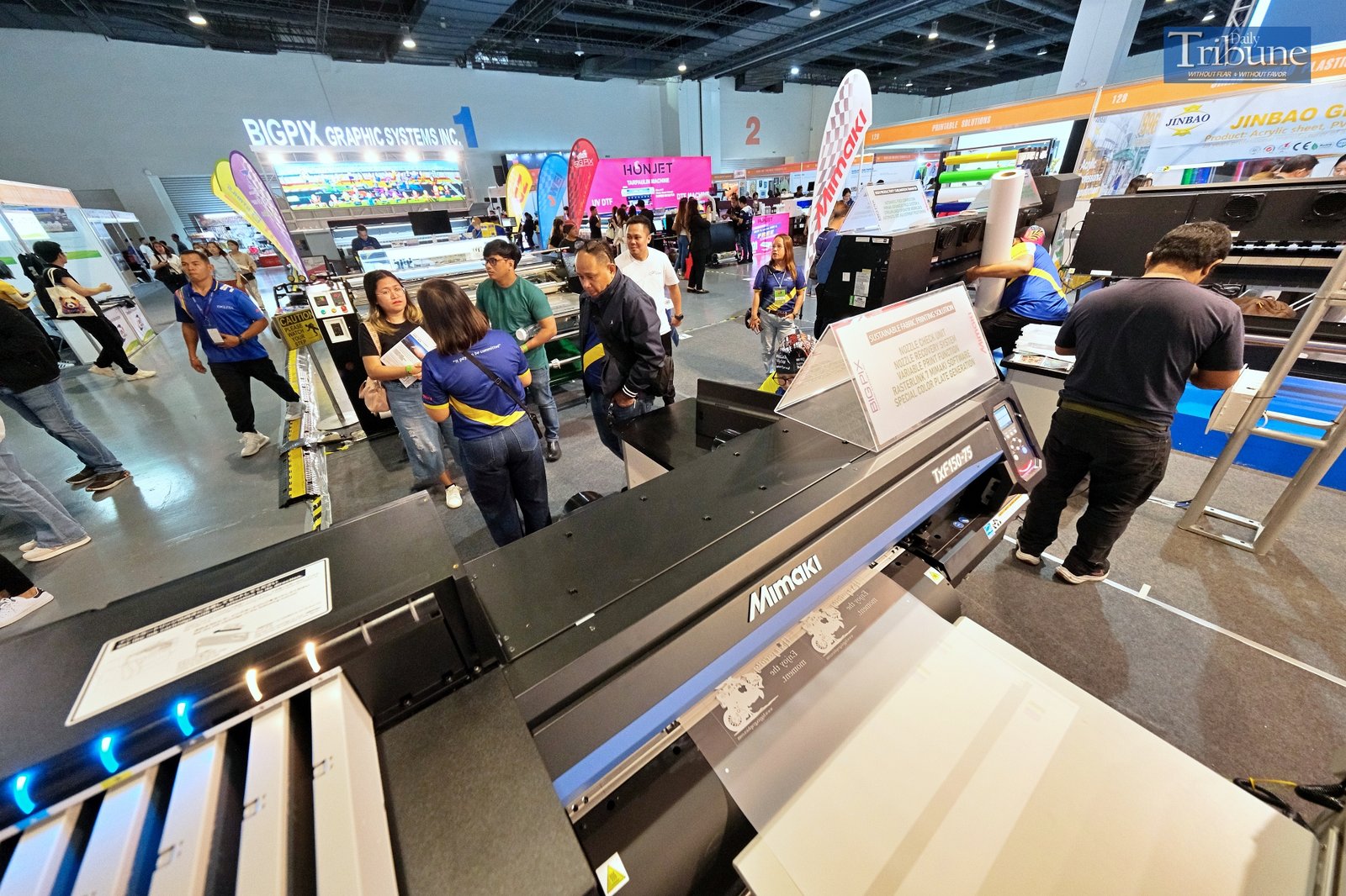 TRIBUNE-graphicexpo